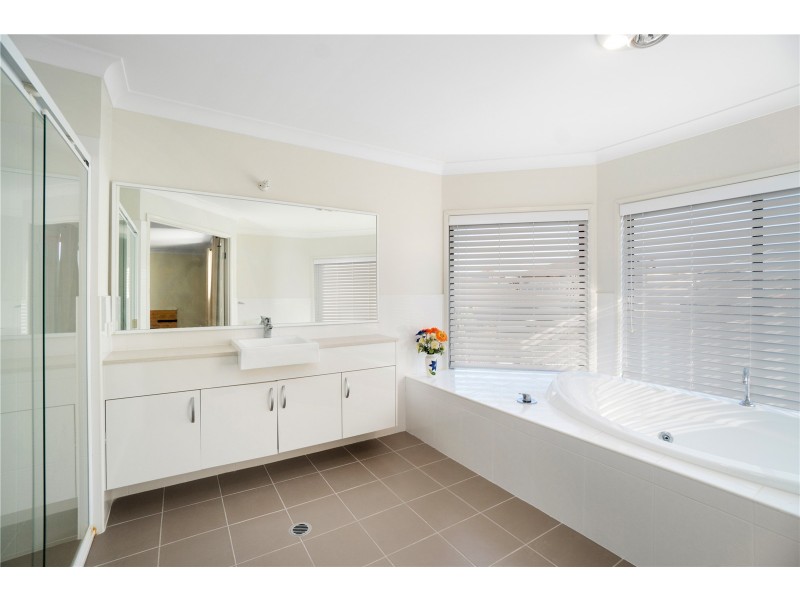 13 Whitewood Cres, Kellyville Ridge NSW 2155