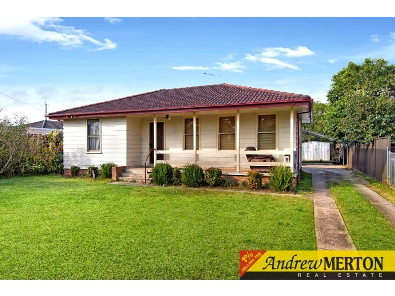 3 Manila Rd, Lethbridge Park NSW 2770