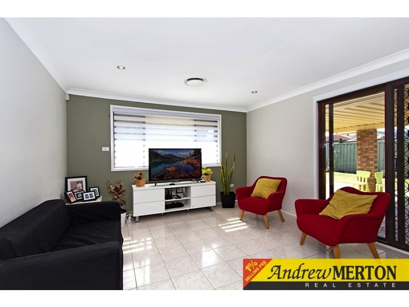 7 Calida Cres, Hassall Grove NSW 2761