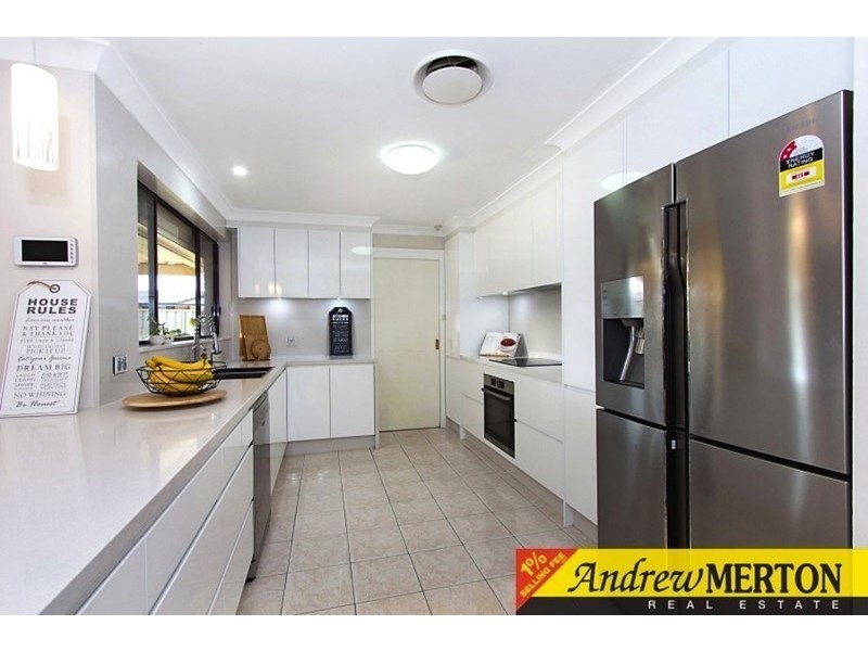 7 Calida Cres, Hassall Grove NSW 2761