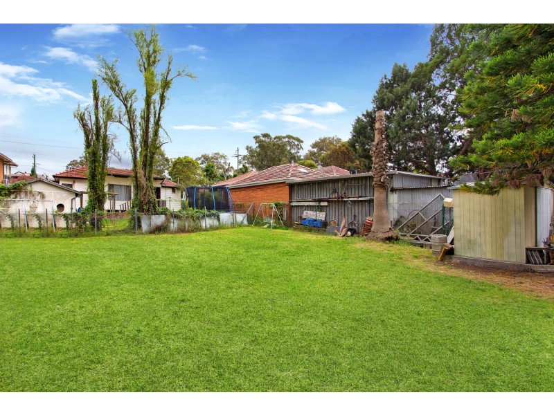 5 Davis Rd, Marayong NSW 2148