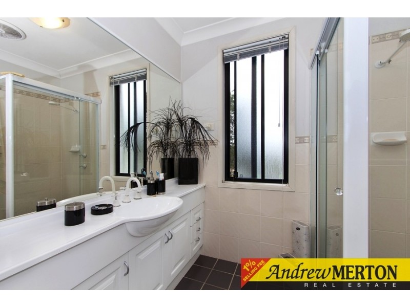 8 Hamlin St, Quakers Hill NSW 2763