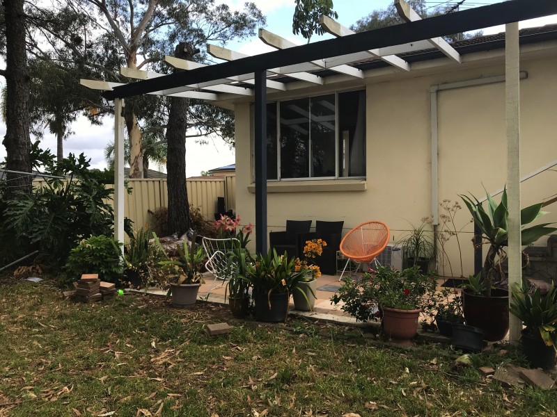 2 Penn Cres, Quakers Hill NSW 2763