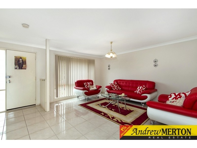 14 Silkwood Gr, Quakers Hill NSW 2763