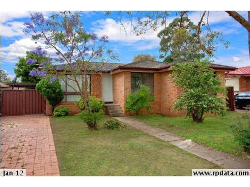 36 Tallagandra Drive, Quakers Hill NSW 2763