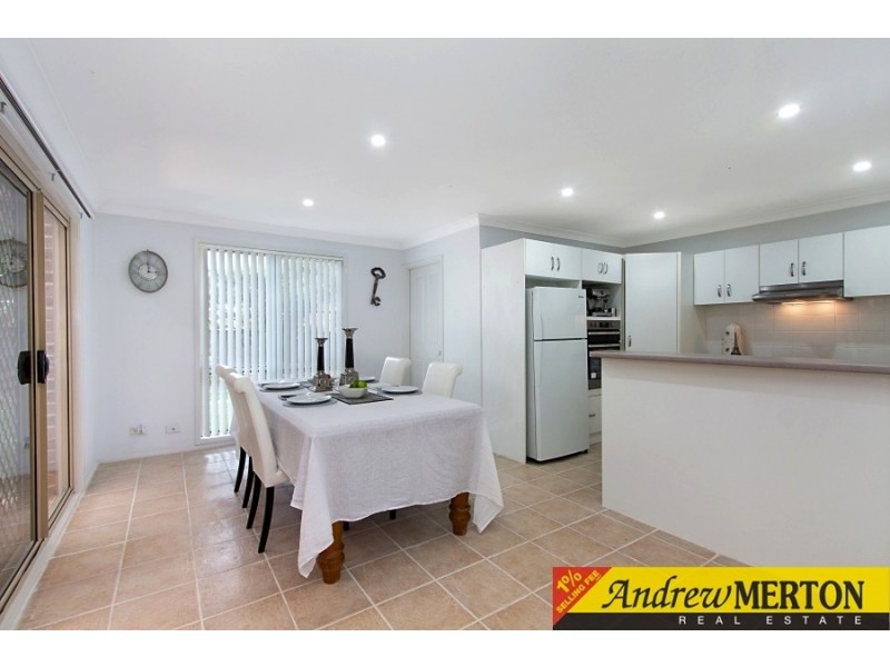 25 Wanaaring Tce, Glenwood NSW 2768