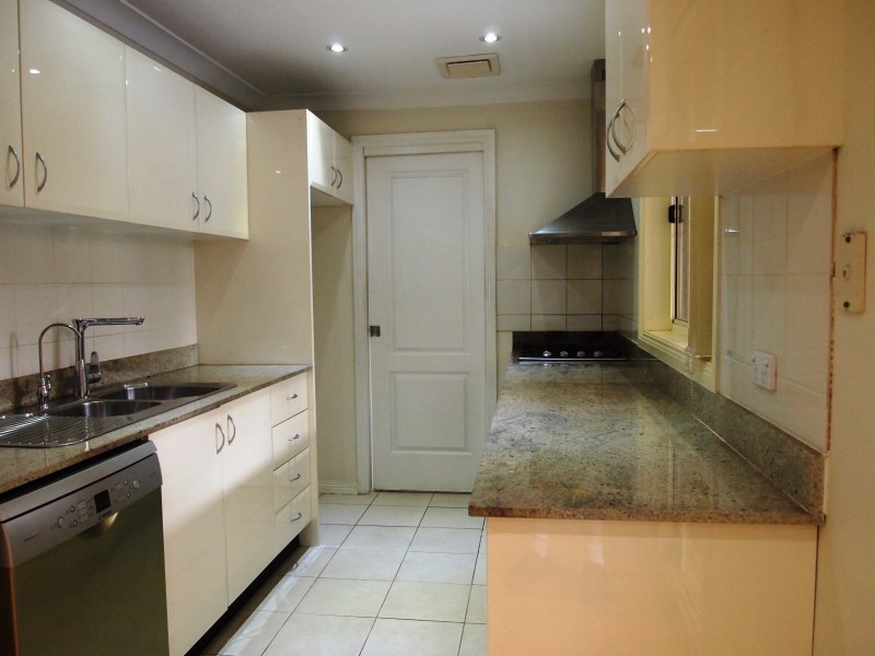 4/23 Fuller St, Seven Hills NSW 2147