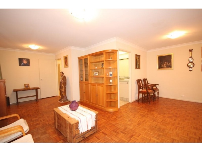 31 Pendley Cres, Quakers Hill NSW 2763