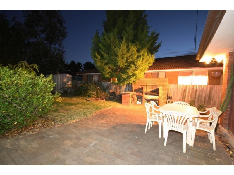 31 Pendley Cres, Quakers Hill NSW 2763
