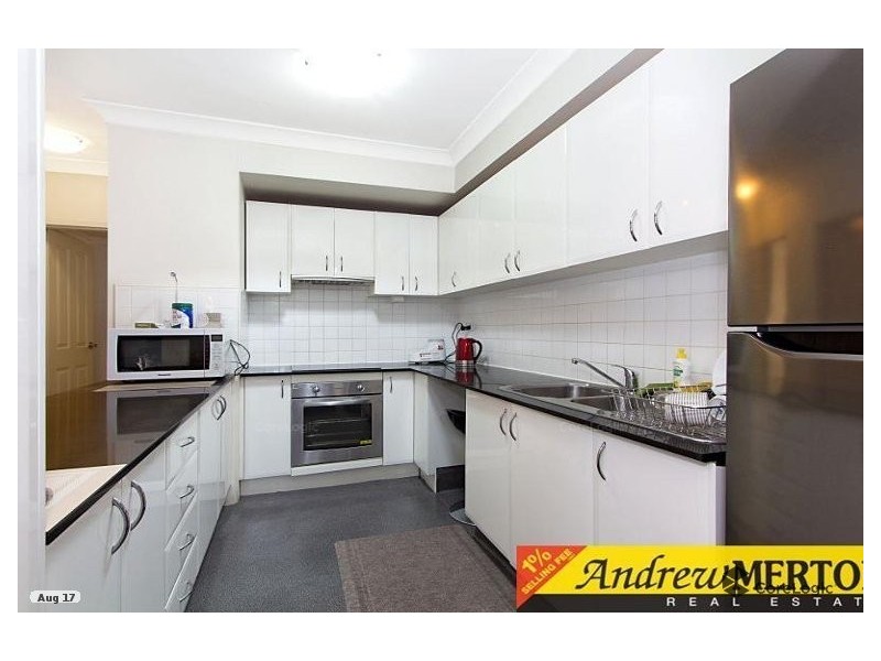 8/16 Oxford St, Blacktown NSW 2148