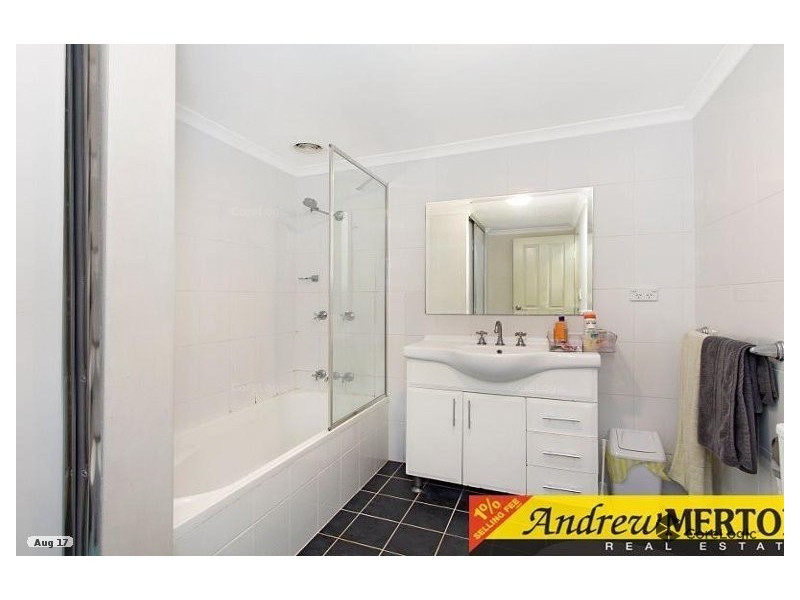 8/16 Oxford St, Blacktown NSW 2148
