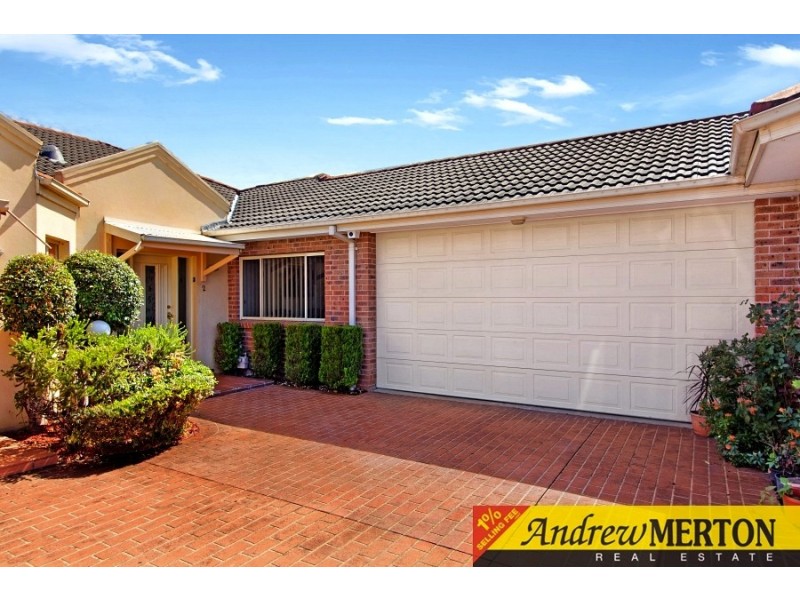 2/1 Margaret St, Greenacre NSW 2190