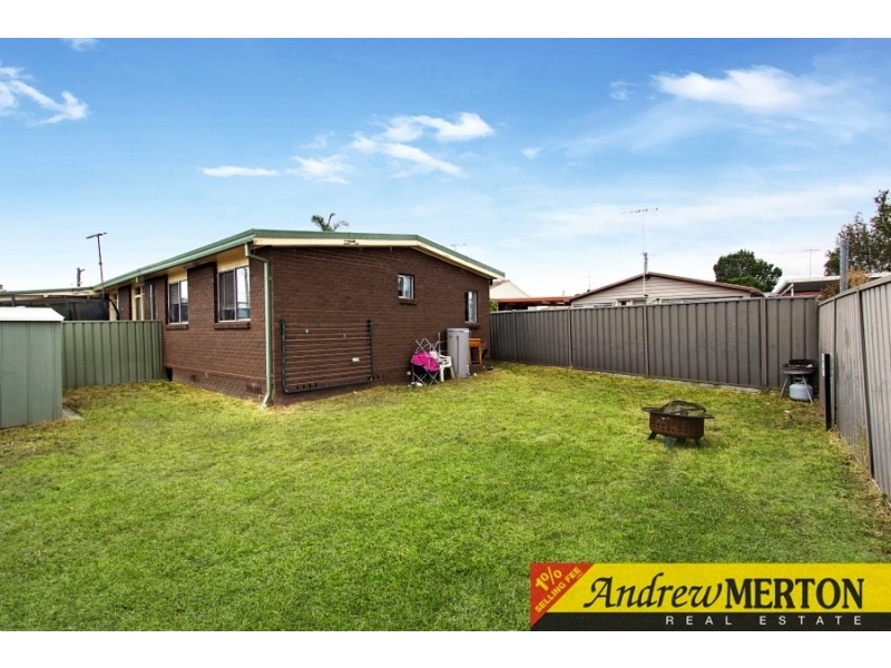 5 Holmes St, Colyton NSW 2760