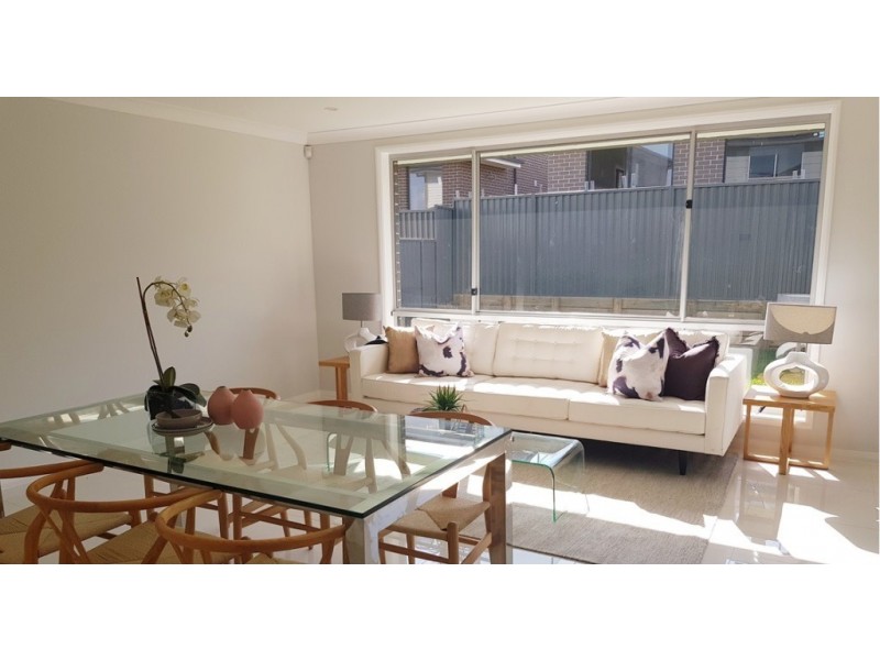 22 Hookins Ave, Marsden Park NSW 2765