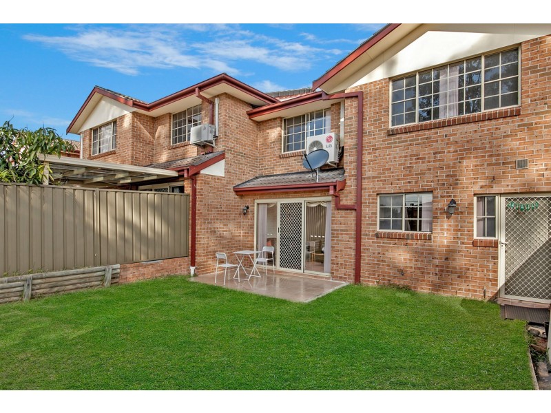 9/30 Hillcrest Road, Quakers Hill NSW 2763