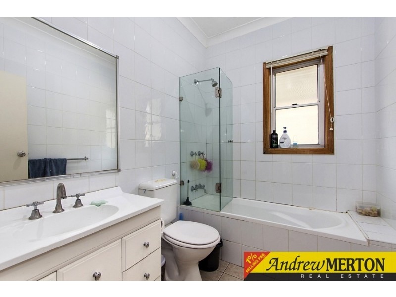 34 Warialda St, Merrylands West NSW 2160