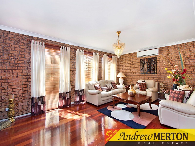 2 Celia Place, Kings Langley NSW 2147