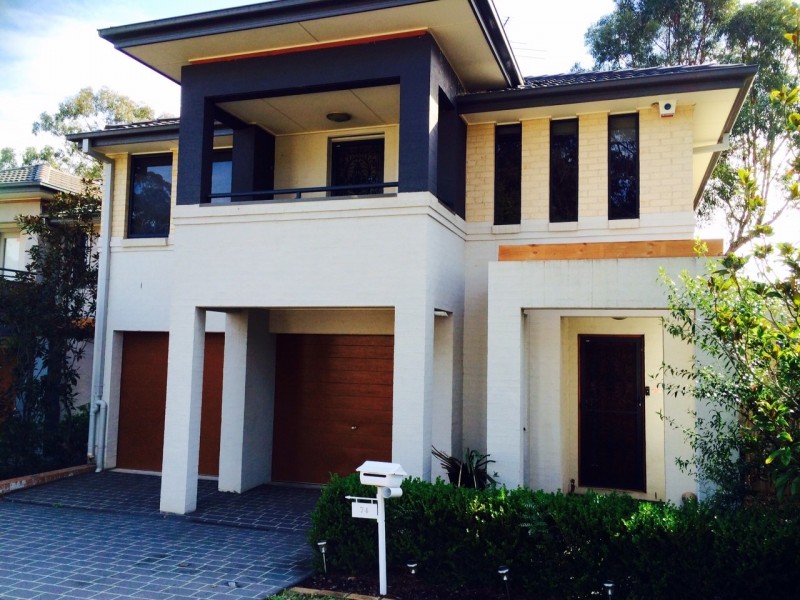 74 Tree Top Cct, Quakers Hill NSW 2763