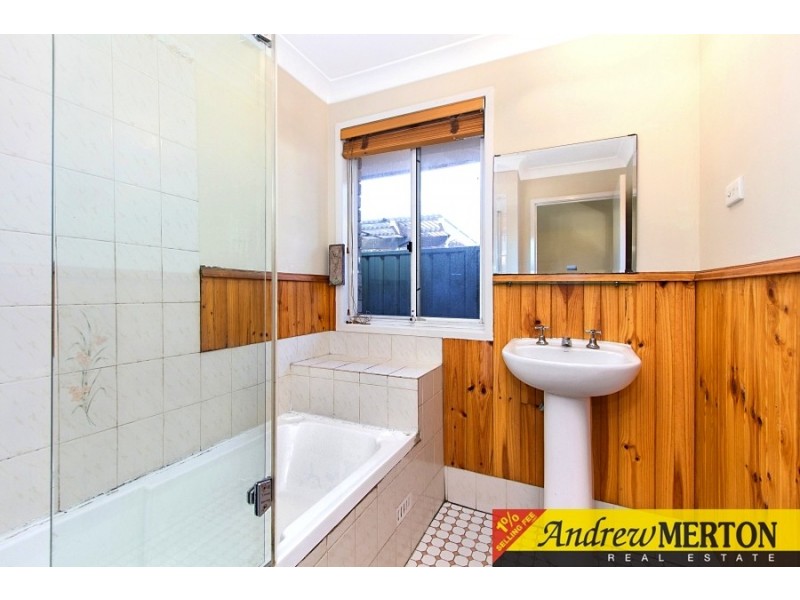 131 Buckwell Dr, Hassall Grove NSW 2761