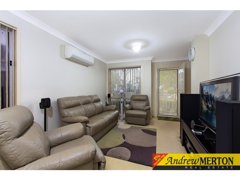 11 Dianella Cct, Woodcroft NSW 2767