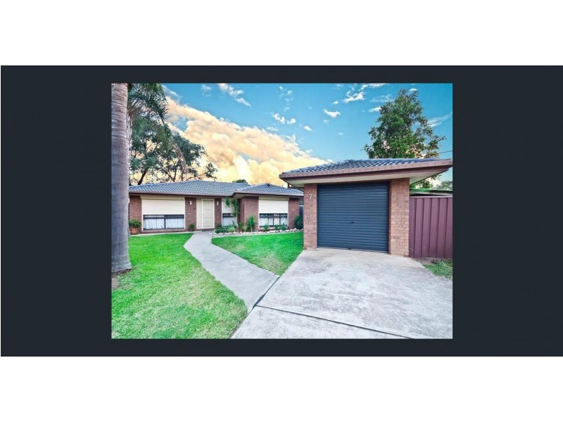 7 Cuvee Pl, Minchinbury NSW 2770