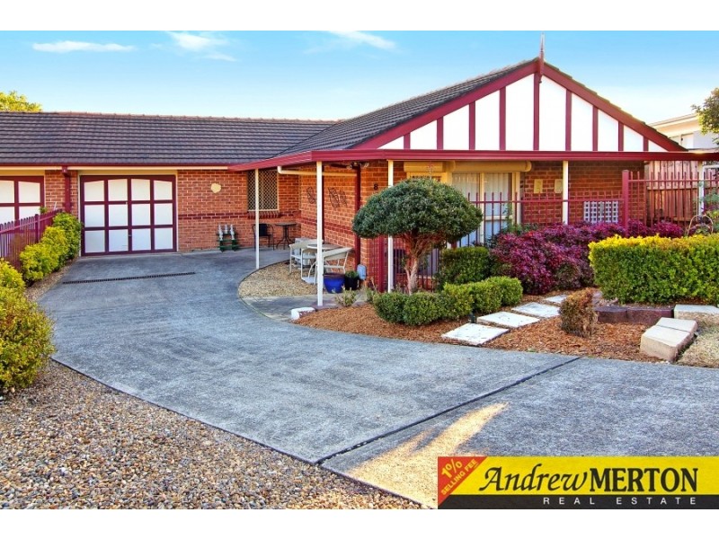 8 Risca Pl, Quakers Hill NSW 2763