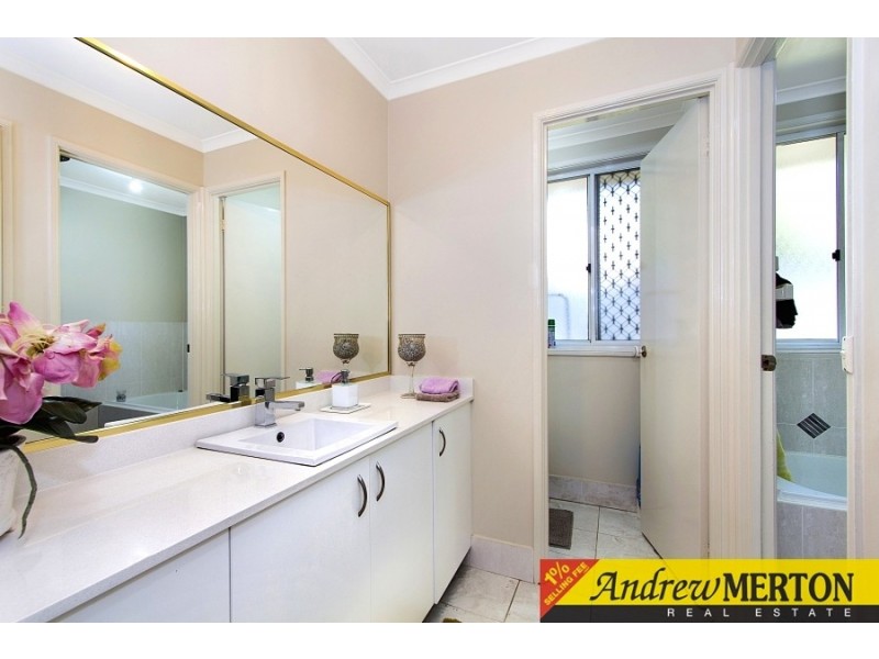 111 Minchin Dr, Minchinbury NSW 2770