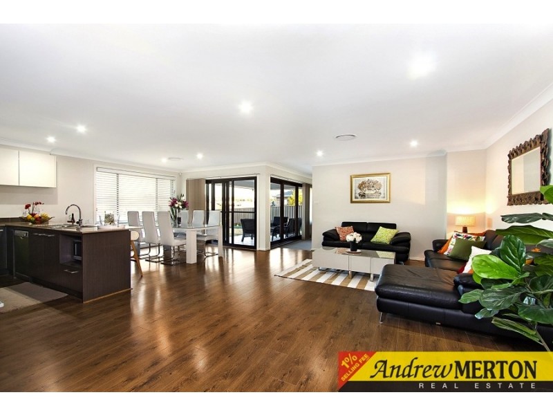 30 Cawley Cct, Ropes Crossing NSW 2760