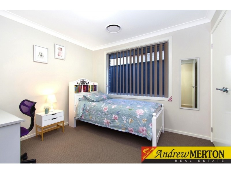 30 Cawley Cct, Ropes Crossing NSW 2760