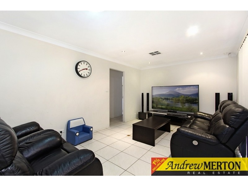 24 Sophie Pl, Glenwood NSW 2768