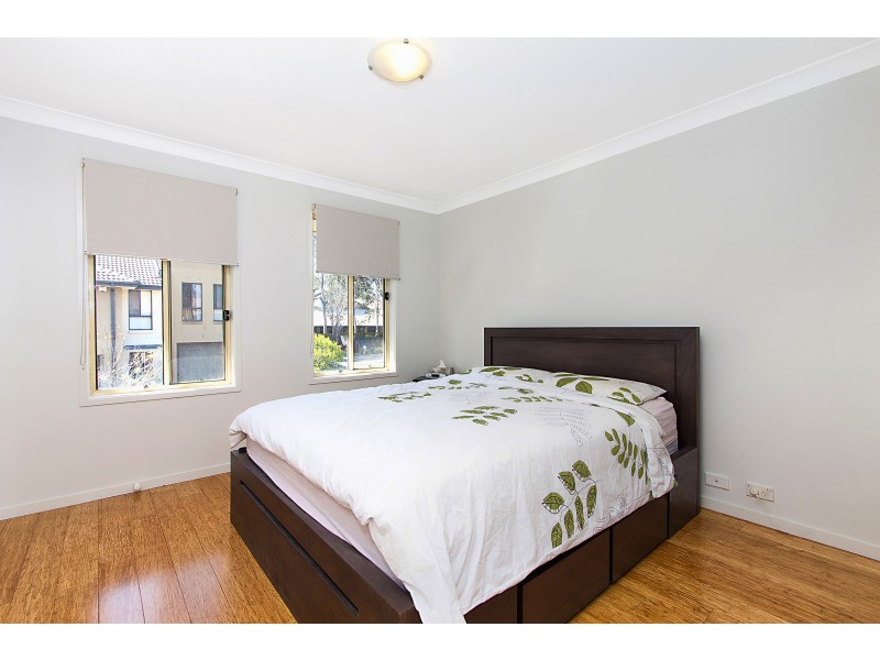39 Treetop Cct, Quakers Hill NSW 2763