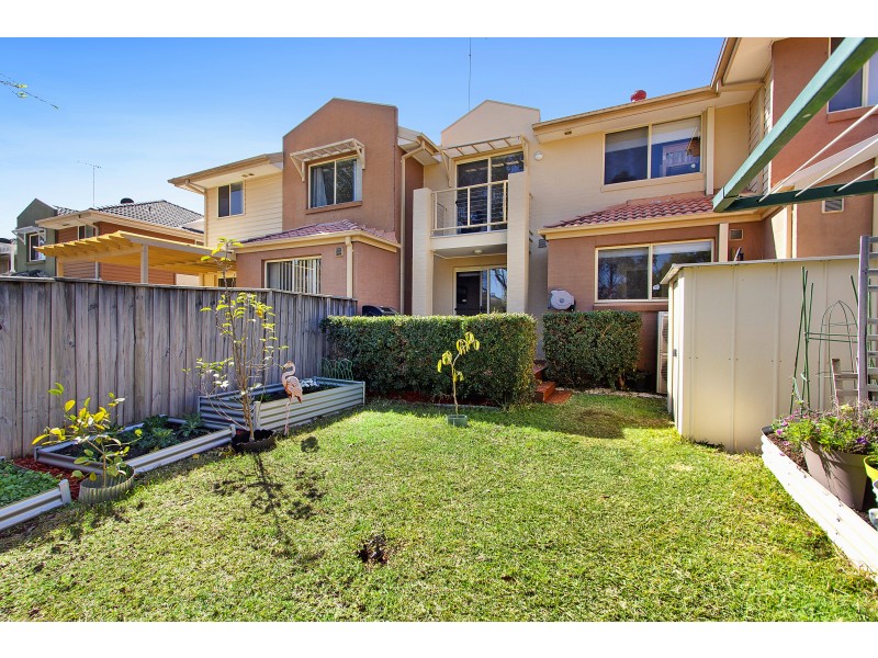 39 Treetop Cct, Quakers Hill NSW 2763