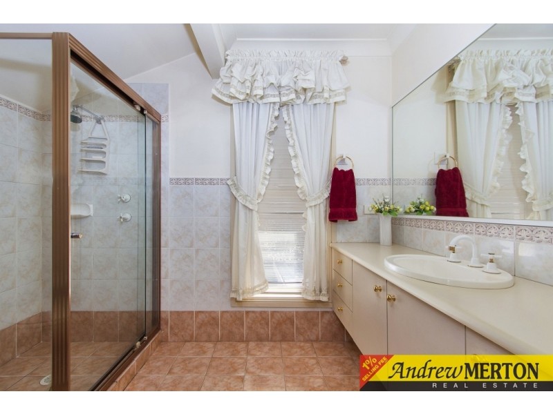 10 Hollydale Place, Prospect NSW 2148