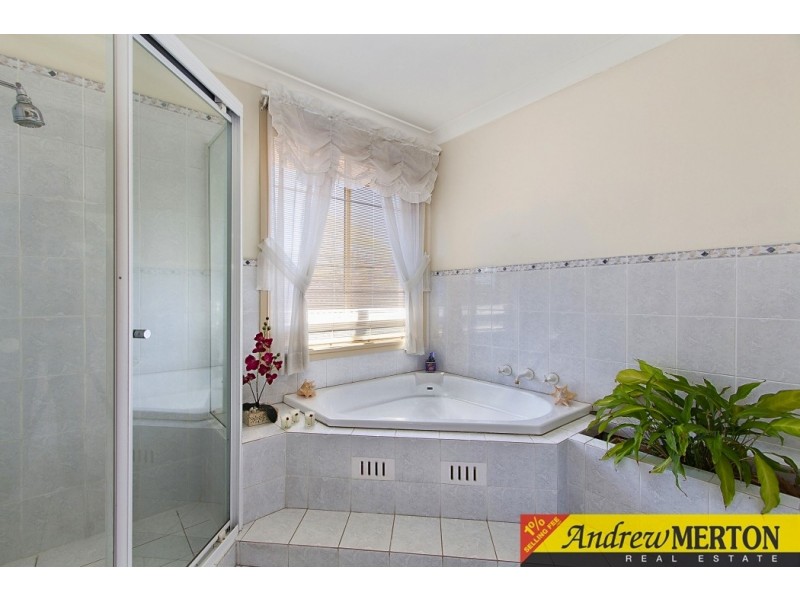 10 Hollydale Place, Prospect NSW 2148