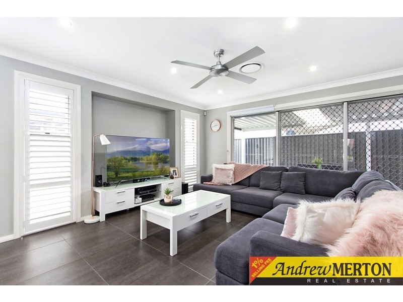 21 Cawley Cct, Ropes Crossing NSW 2760