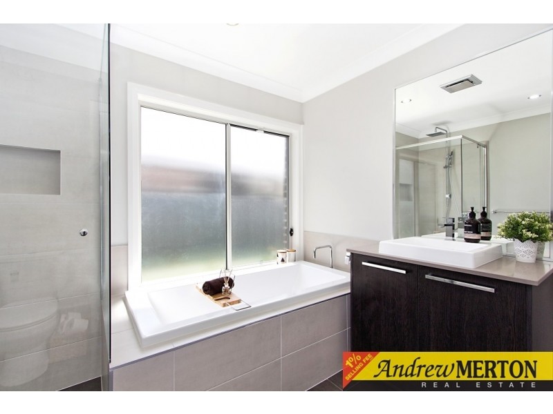 21 Cawley Cct, Ropes Crossing NSW 2760