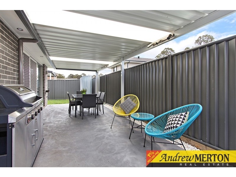 21 Cawley Cct, Ropes Crossing NSW 2760