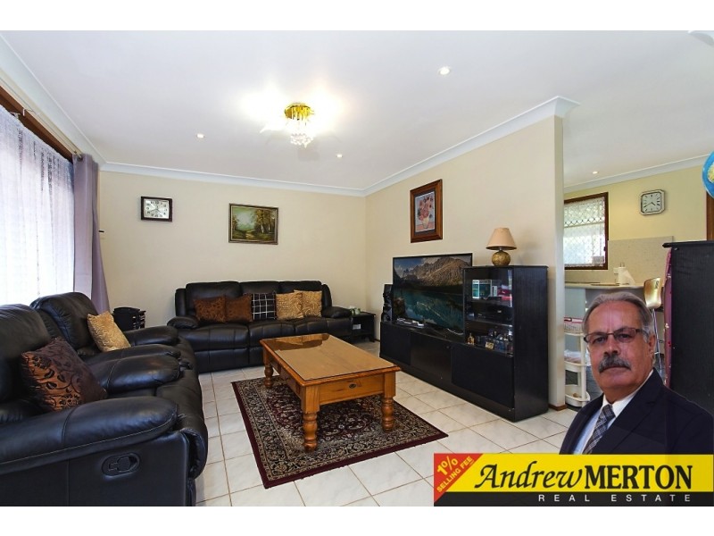 127 Colebee Cres, Hassall Grove NSW 2761