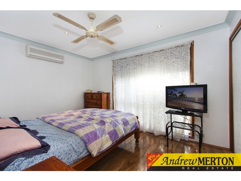 127 Colebee Cres, Hassall Grove NSW 2761