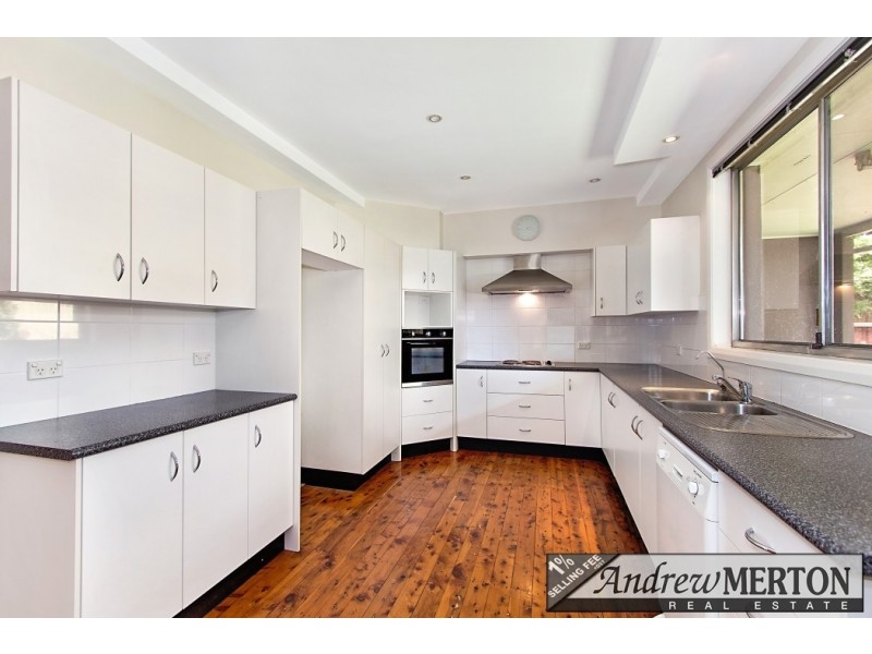 4 Sheila Pl, Kellyville NSW 2155