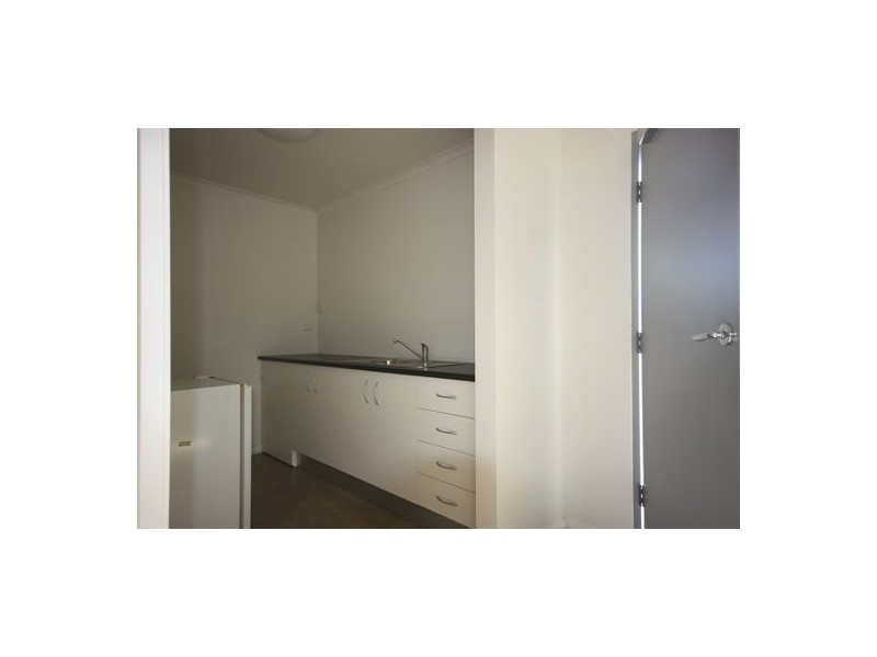 2/122 George Street, Singleton NSW 2330