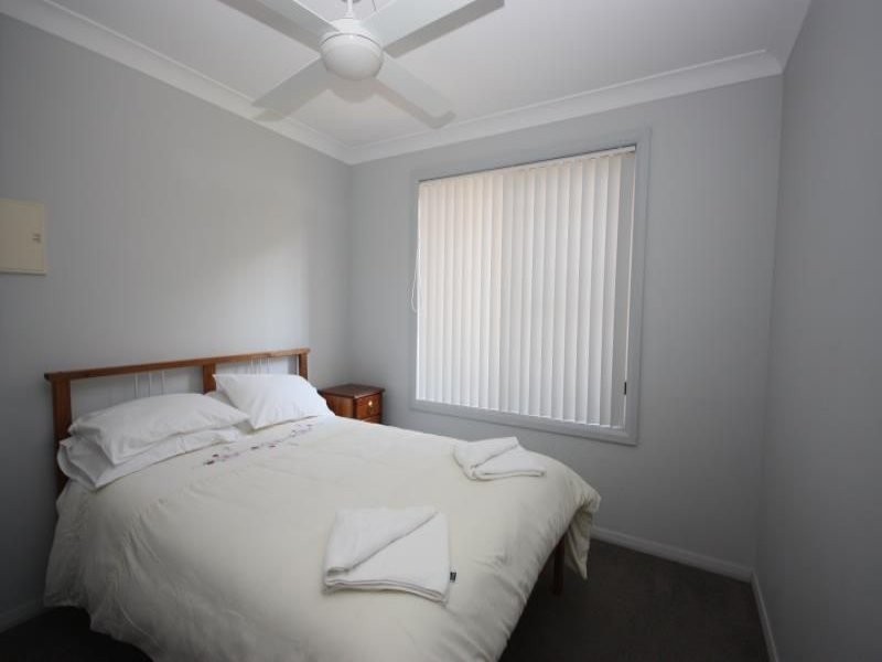 2/25 Bathurst Street, Singleton NSW 2330