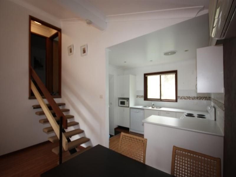 6/18 Howe Street, Singleton NSW 2330