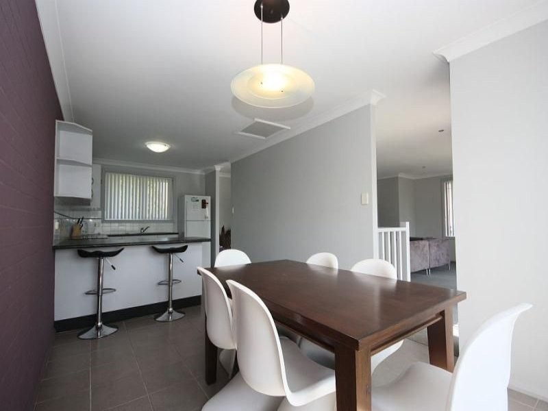 4/25 Bathurst Street, Singleton NSW 2330