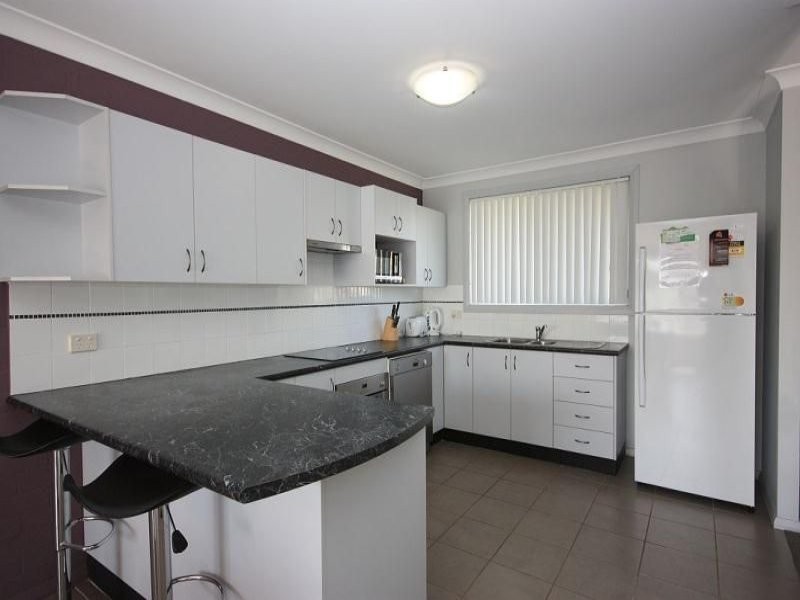 4/25 Bathurst Street, Singleton NSW 2330