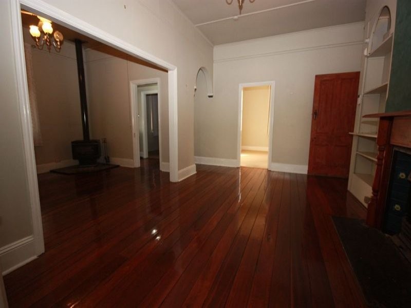 28 Pitt Street, Singleton NSW 2330
