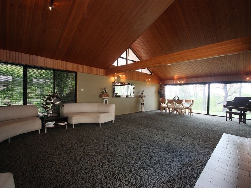 24 The Glade, Singleton NSW 2330