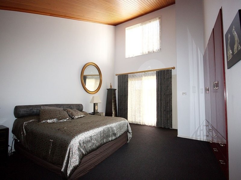 24 The Glade, Singleton NSW 2330
