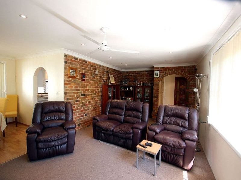 1 Deans Avenue, Singleton NSW 2330