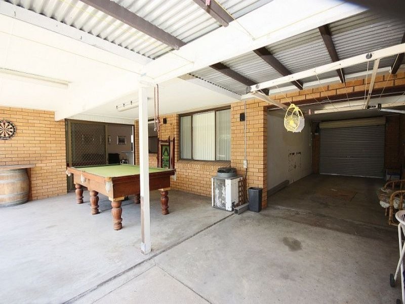 1 Deans Avenue, Singleton NSW 2330